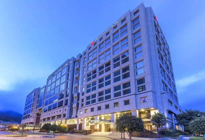 ホテル NH Collection Bogotá Royal Teleport