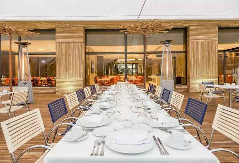 ホテル NH Collection Bogotá Royal Teleport