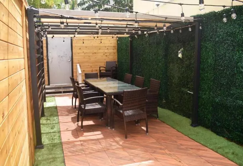 酒店 Waikiki Beachside Hostel