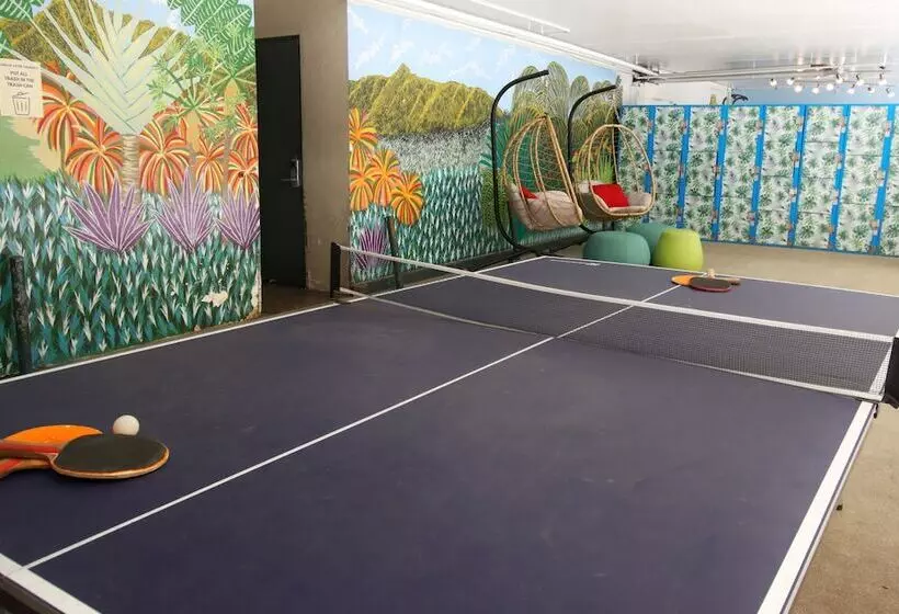 酒店 Waikiki Beachside Hostel