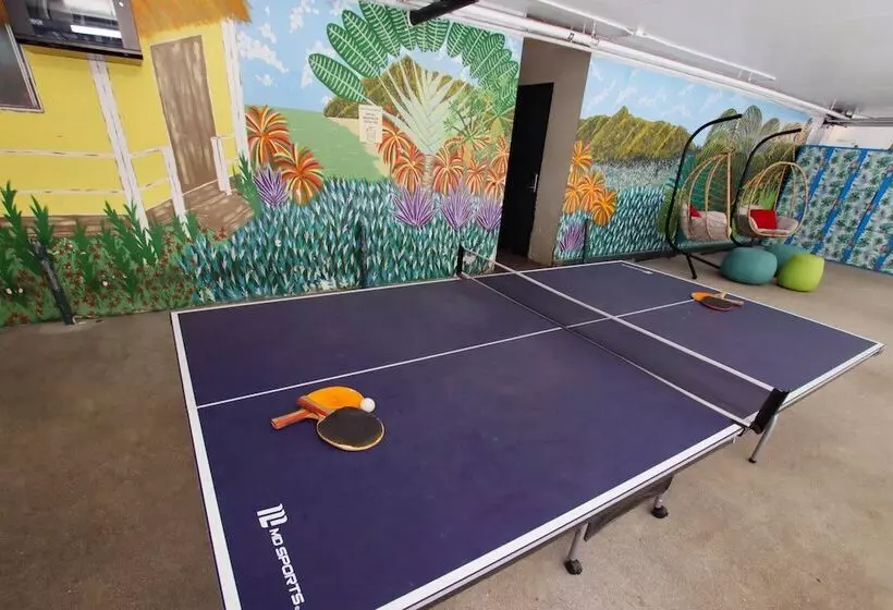 酒店 Waikiki Beachside Hostel