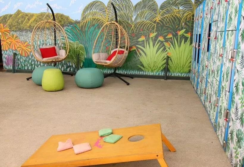 酒店 Waikiki Beachside Hostel