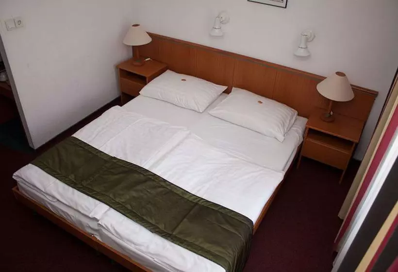 Hunguest Hotel Griff