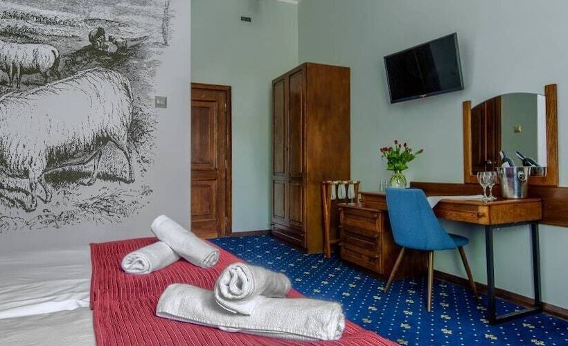 Kadyny Folwark Hotel & Spa