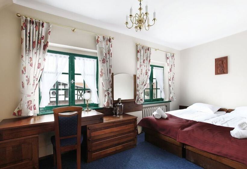 Kadyny Folwark Hotel & Spa