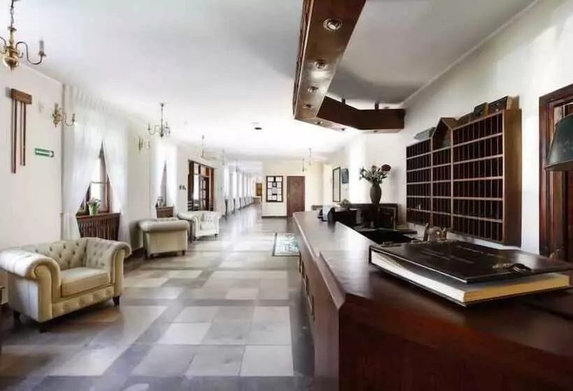 Kadyny Folwark Hotel & Spa