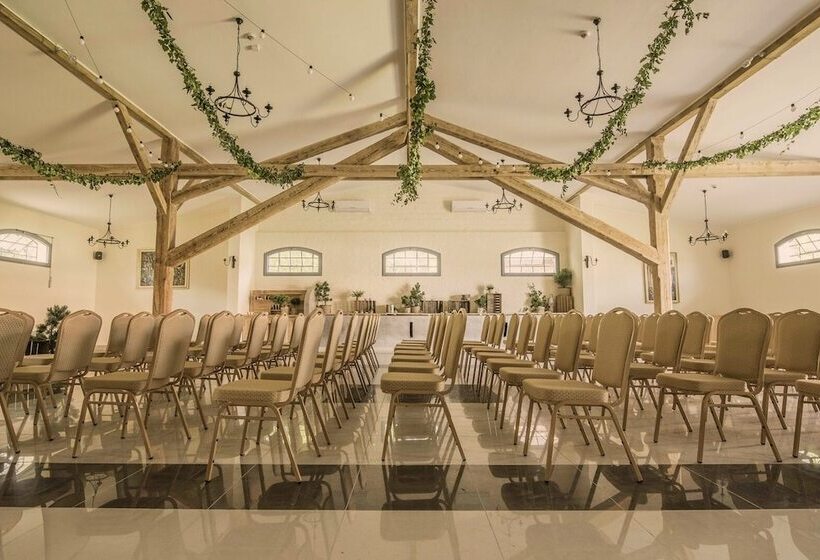 Kadyny Folwark Hotel & Spa