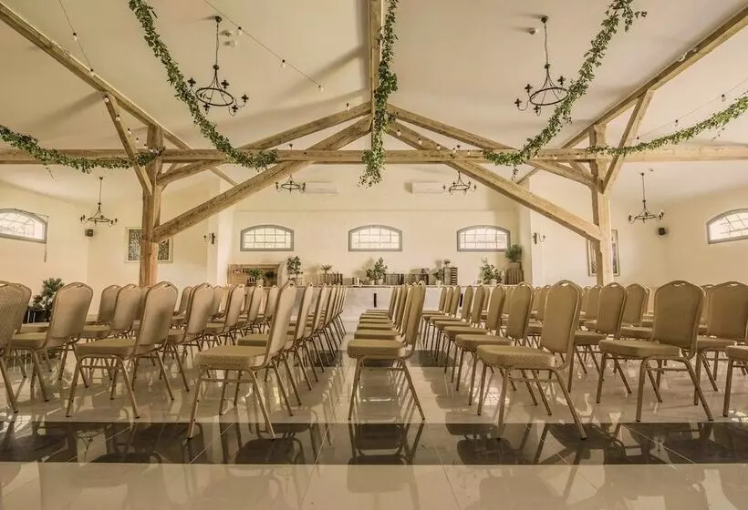 Kadyny Folwark Hotel & Spa