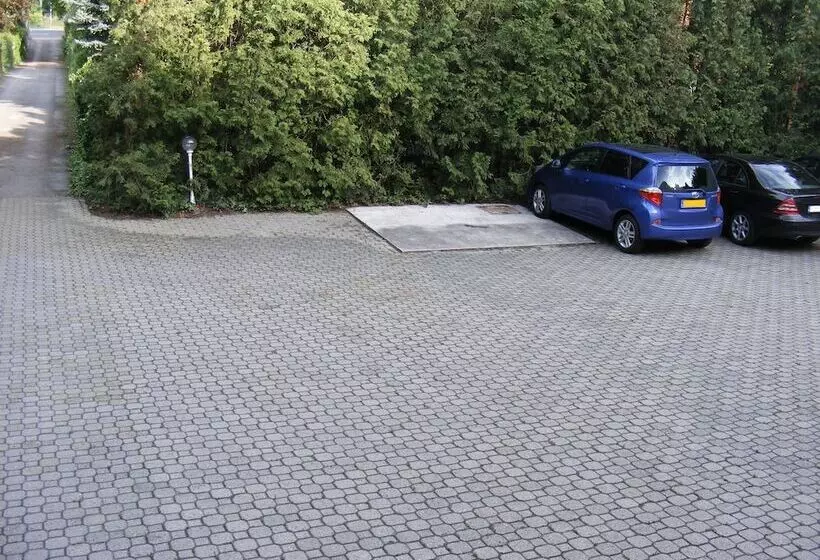 Nr 100 Szentendre Hotel Panzio Szolgáltatások