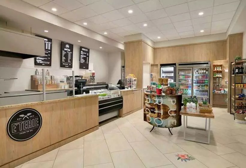 Embassy Suites By Hilton San Juan Hotel & Casino