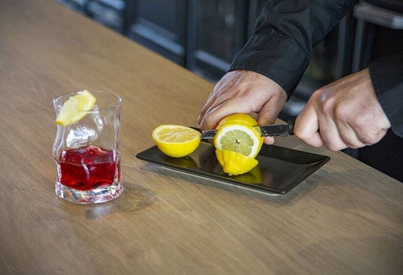 בית מלון כפרי Campanile Chartres