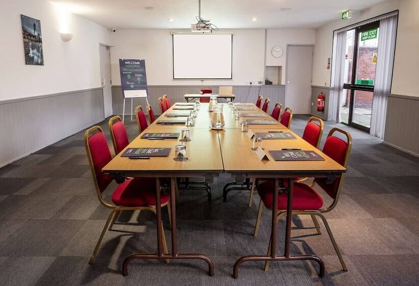 فندق Campanile Manchester