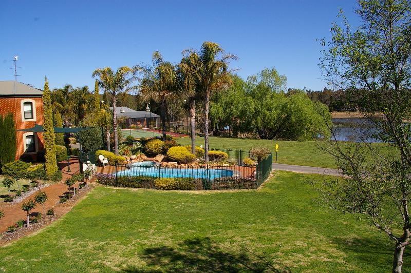 Hotel Clare Country Club