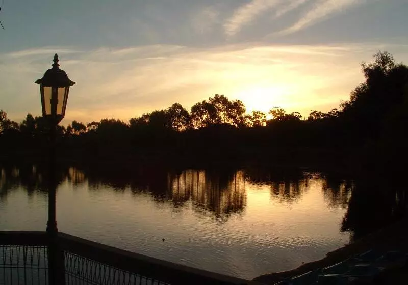 호텔 Clare Country Club