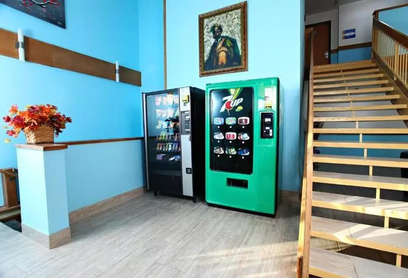 호텔 Coratel Inn & Suites By Jasper Newton