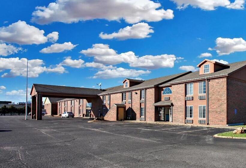 酒店 Coratel Inn & Suites By Jasper Newton