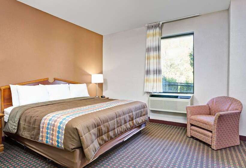 בית מלון כפרי Days Inn By Wyndham Hernando