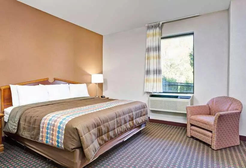 호텔 Days Inn By Wyndham Hernando