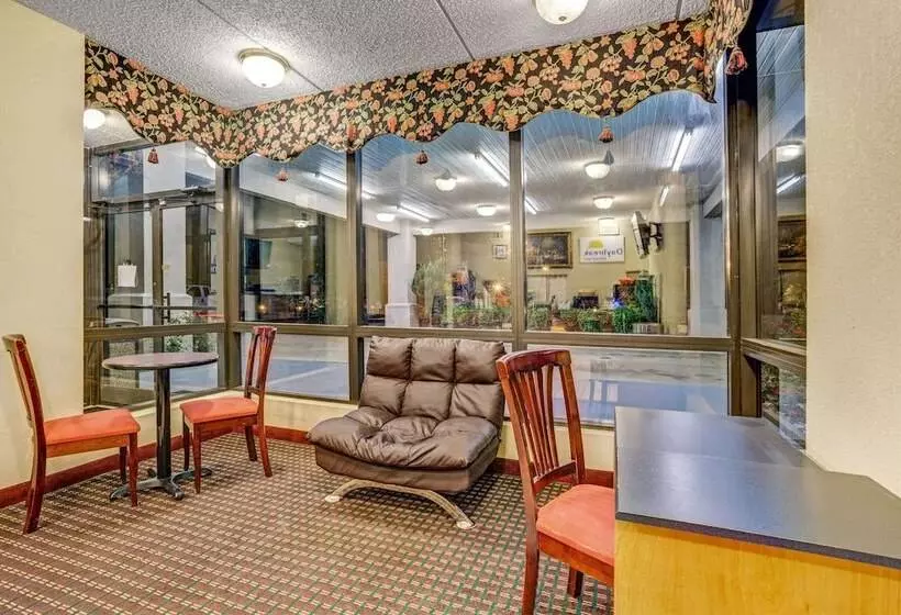 호텔 Days Inn By Wyndham Hernando