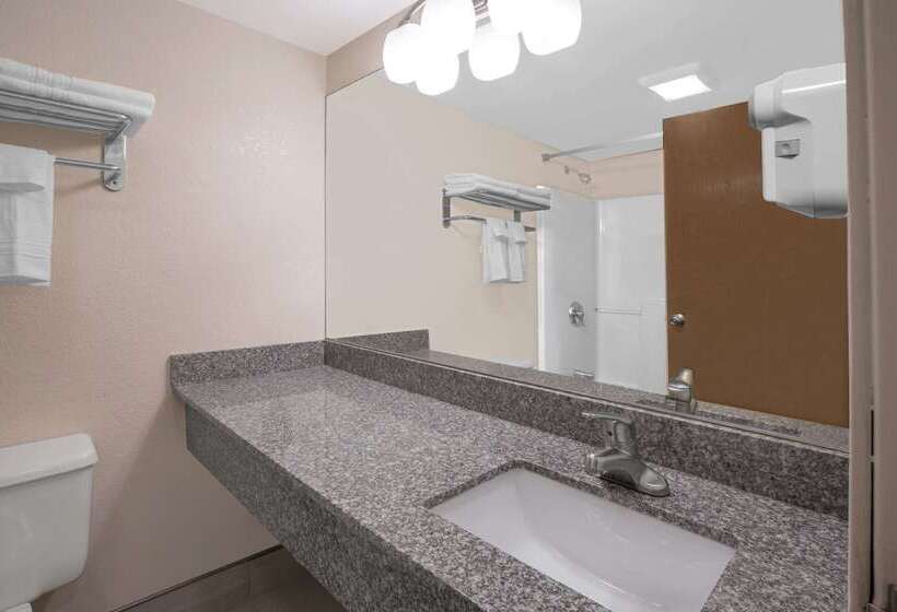 فندق Days Inn By Wyndham Hillsdale