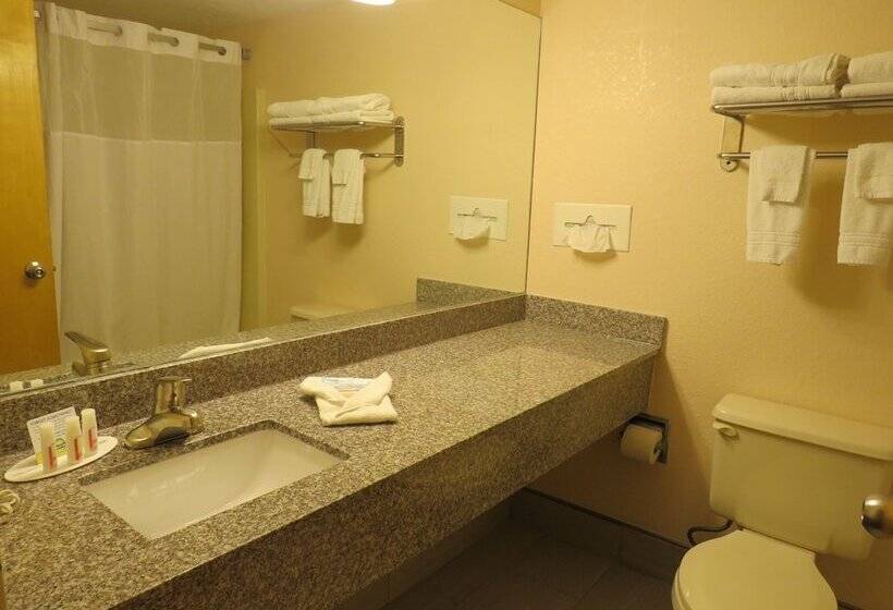 فندق Days Inn By Wyndham Hillsdale