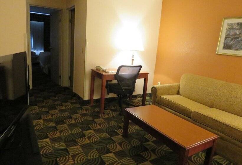 فندق Days Inn By Wyndham Hillsdale