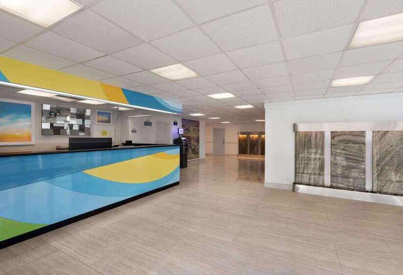 Envision Hotel Miami International Airport