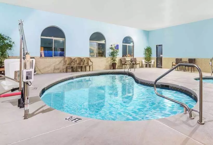 Hotel Days Inn By Wyndham Pueblo