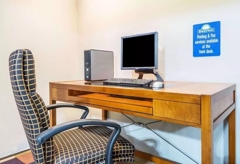 Hotel Days Inn By Wyndham Pueblo