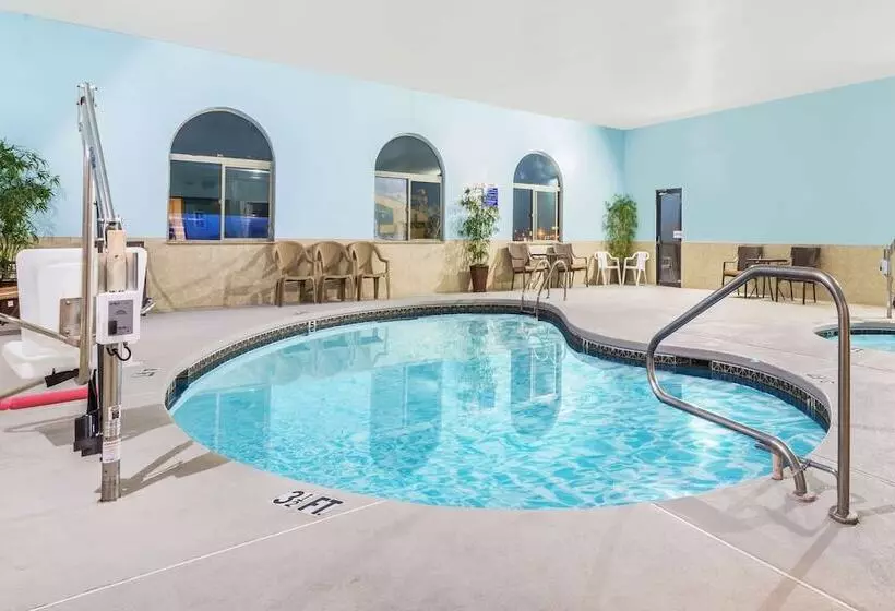 Hotel Days Inn By Wyndham Pueblo