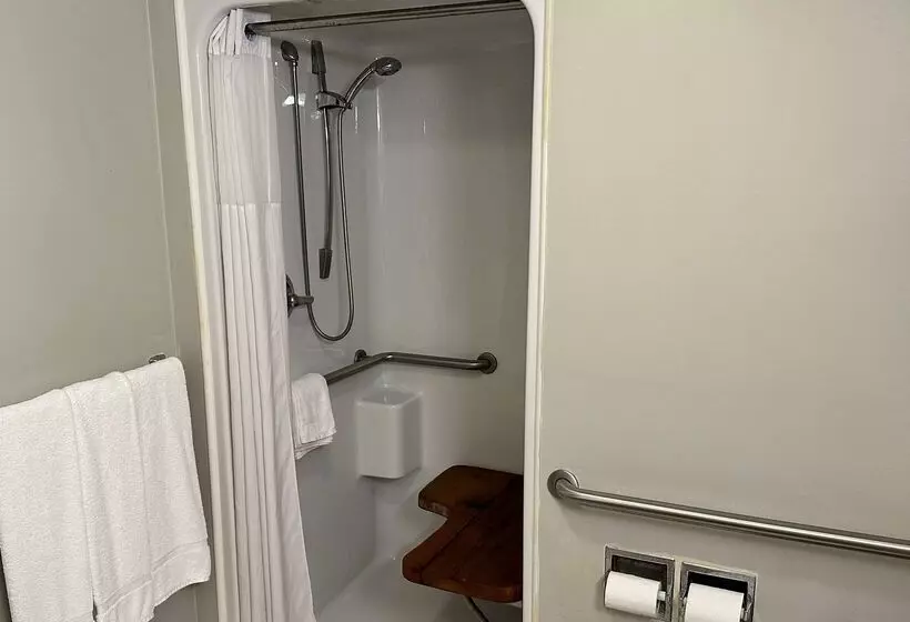 Отель Days Inn By Wyndham St Augustine I 95 Outlet Mall