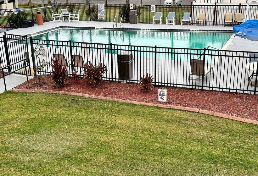 ホテル Days Inn By Wyndham St Augustine I 95 Outlet Mall