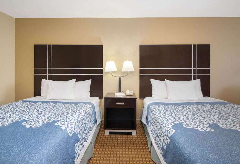 בית מלון כפרי Days Inn By Wyndham Thomaston