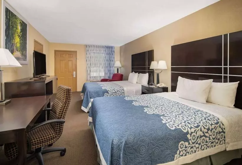 Отель Days Inn By Wyndham Thomaston