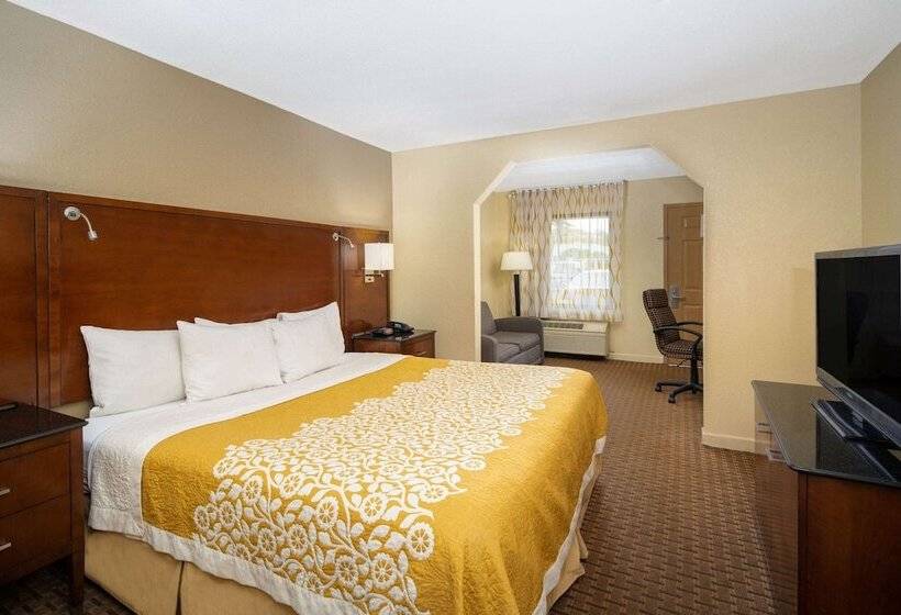 בית מלון כפרי Days Inn By Wyndham Thomaston