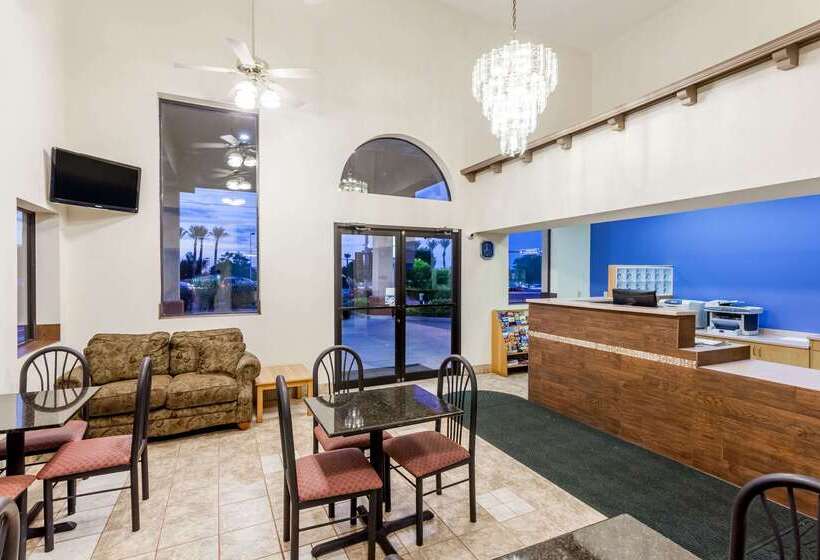 Szálloda Days Inn By Wyndham Yuma