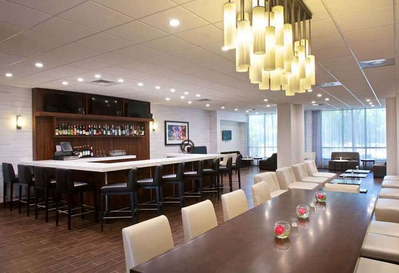 בית מלון כפרי Embassy Suites By Hilton Detroit Livonia Novi