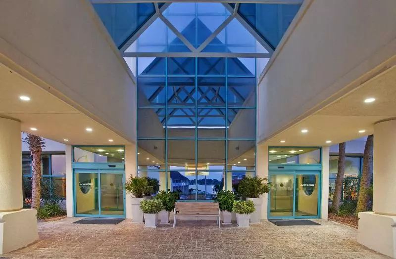 ホテル Holiday Inn Express Pensacola Beach, An Ihg