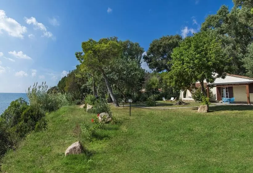 Отель Is Morus Relais