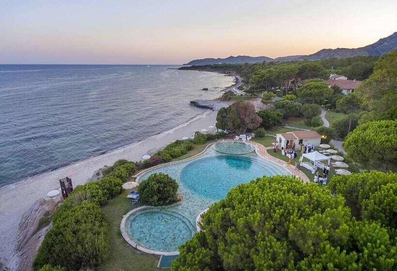 فندق Is Morus Relais