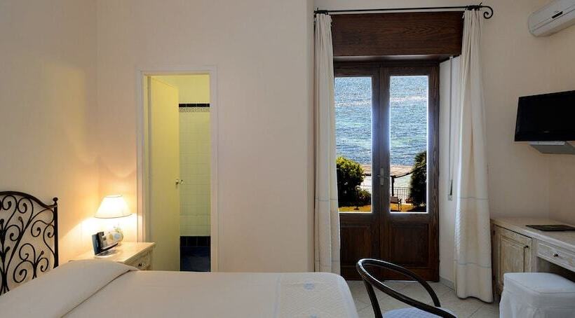 فندق Is Morus Relais