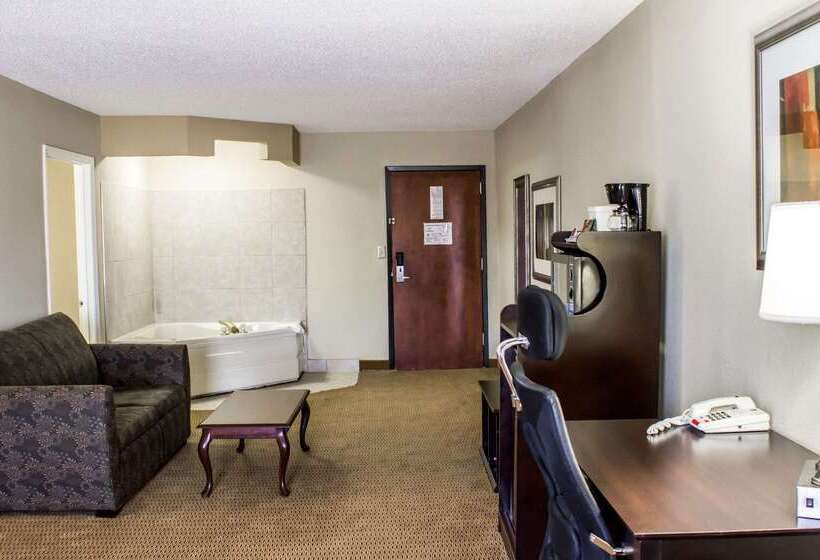 בית מלון כפרי Quality Inn & Suites