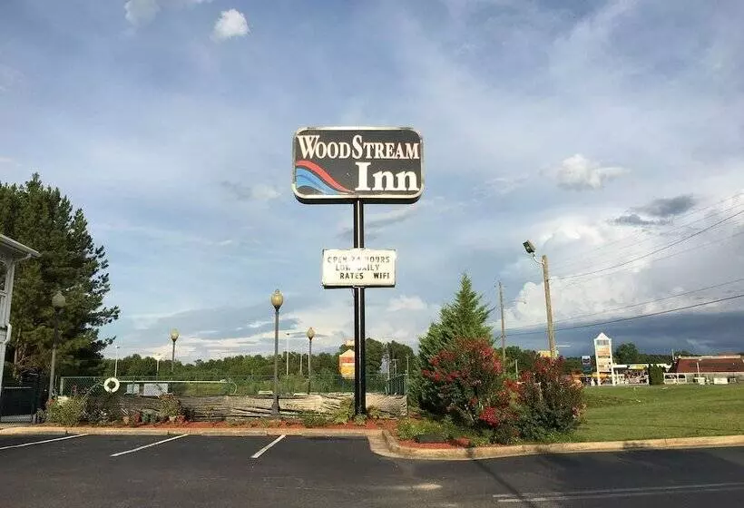 ホテル Woodstream Inn