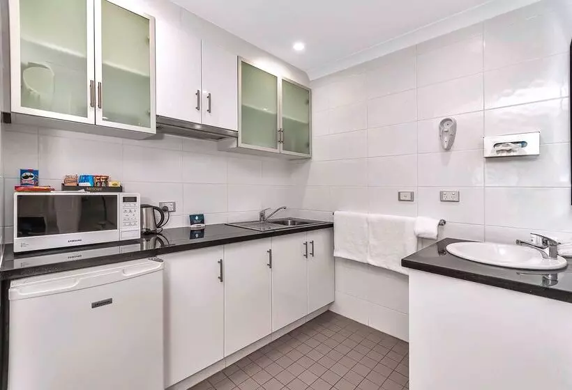 Quality Inn Railway Motel