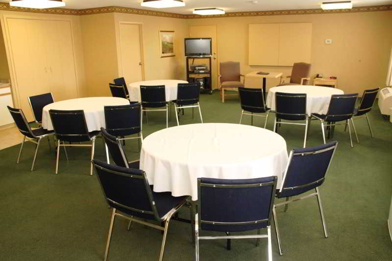 هتل Accent Inns Kamloops