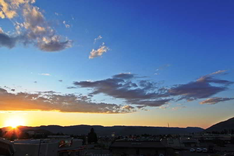 هتل Accent Inns Kamloops