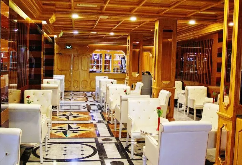 هتل Bahrain International