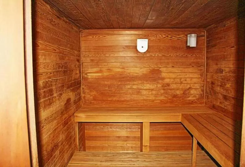 هتل Bahrain International