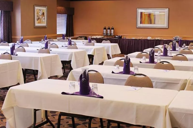 Crystal Inn Hotel & Suites   Midvalley