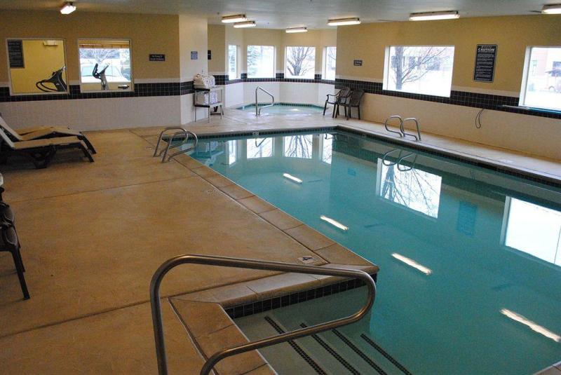 Crystal Inn Hotel & Suites   Midvalley